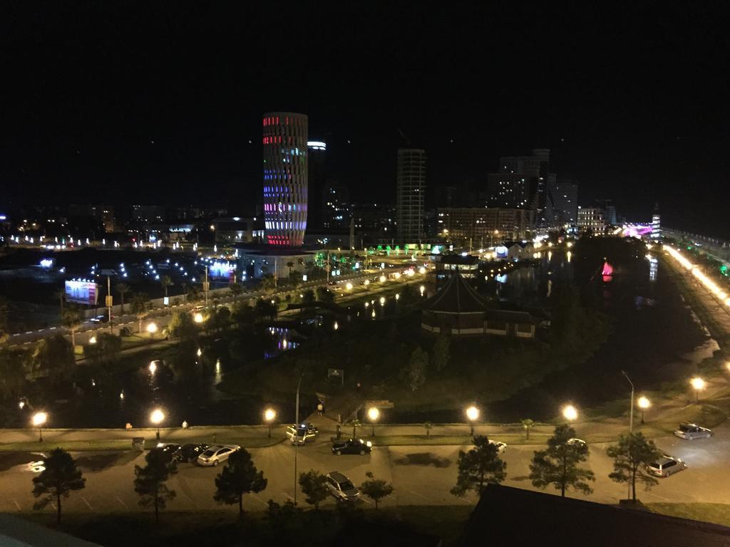 Apartment Magnolia Rustaveli 62 Batumi Quarto foto